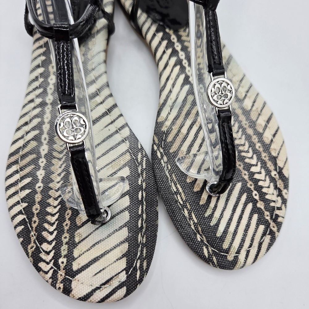 Coach‎ Tribal Print Patent Leather Thong Sandals Boho Neutral Vacation Summer